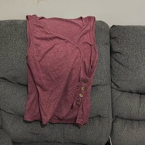 Low cut women’s tank top